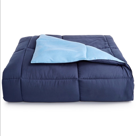 Martha Stewart Premium Reversible Down Comforter - Picture 6 of 8